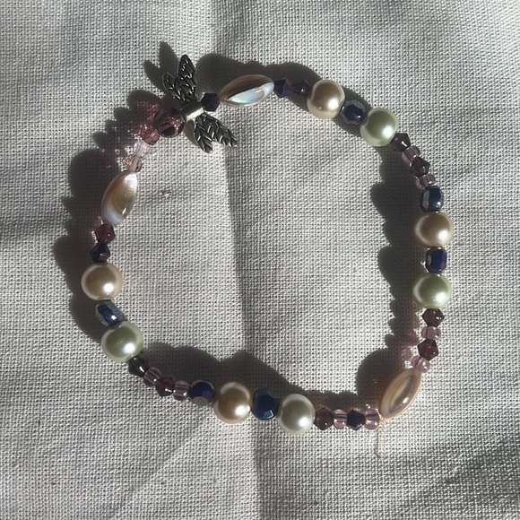 Beautiful dragonfly bracelet with seashell for good luck made by me - Picture 5 of 5